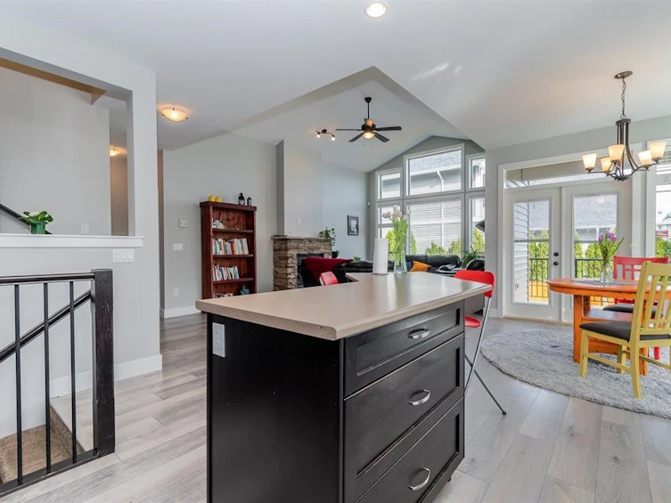 8464 Bradshaw Place, Chilliwack, BC, V4Z 0A7 - 10