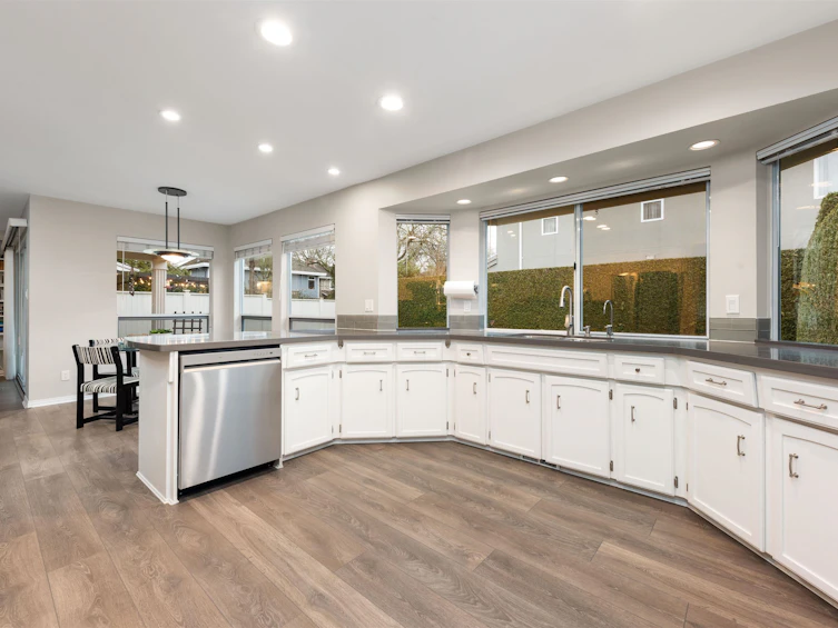 5160 Bunting Avenue, Richmond, BC, V7E 5W1 - 6