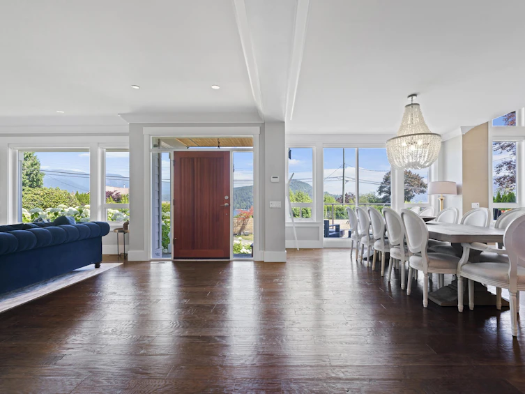 527 N Dollarton Highway, North Vancouver, BC, V7G 1N3 - 5