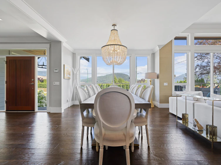 527 N Dollarton Highway, North Vancouver, BC, V7G 1N3 - 10