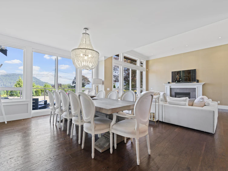 527 N Dollarton Highway, North Vancouver, BC, V7G 1N3 - 12