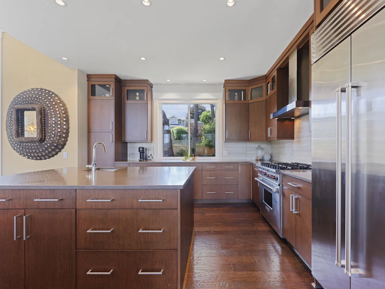 527 N Dollarton Highway, North Vancouver, BC, V7G 1N3 - 15
