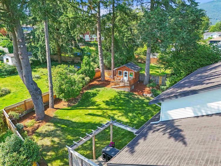 527 N Dollarton Highway, North Vancouver, BC, V7G 1N3 - 37