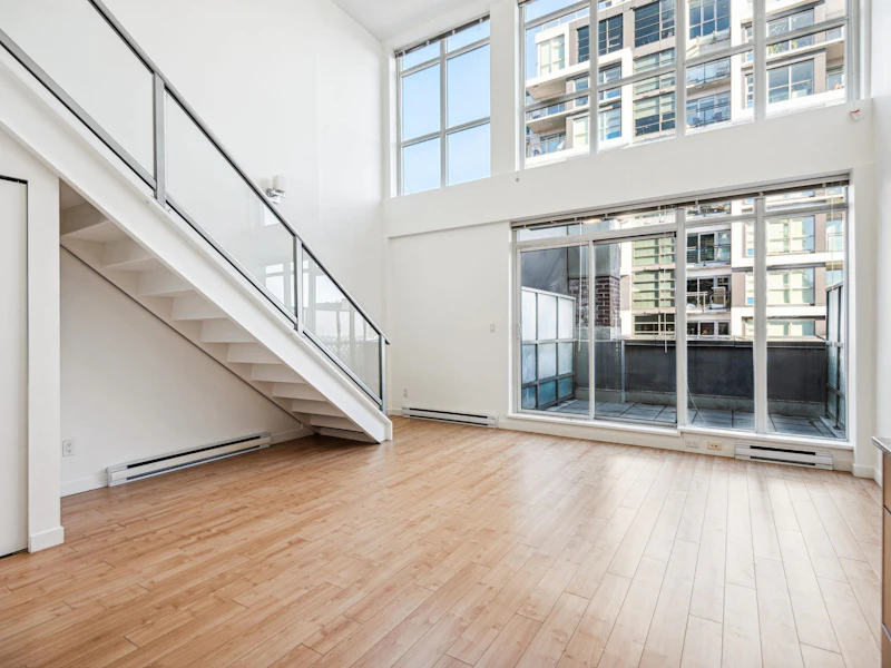 307 - 429 W 2nd Avenue, Vancouver BC V5Y 1E3