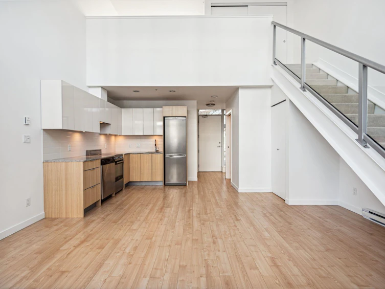 307-429 W 2nd Avenue, Vancouver, BC, V5Y 1E3 - 9