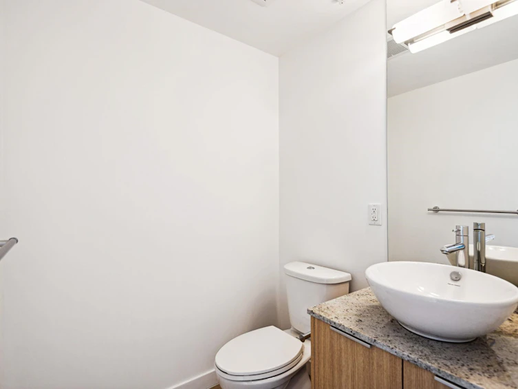307-429 W 2nd Avenue, Vancouver, BC, V5Y 1E3 - 11
