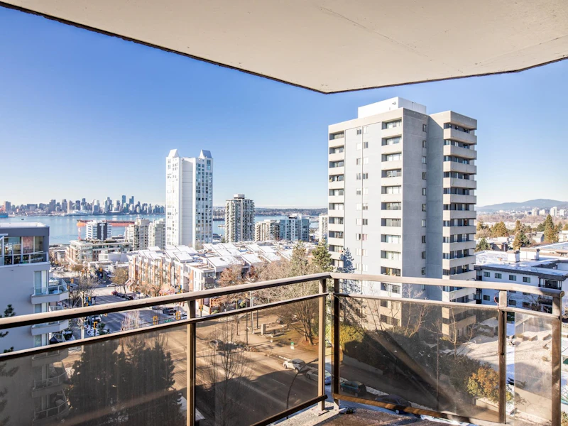 704 - 444 Lonsdale Avenue, North Vancouver BC V7M 3H5