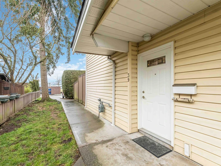 39-9390 122 Street, Surrey, BC, V3V 4L6 - 3