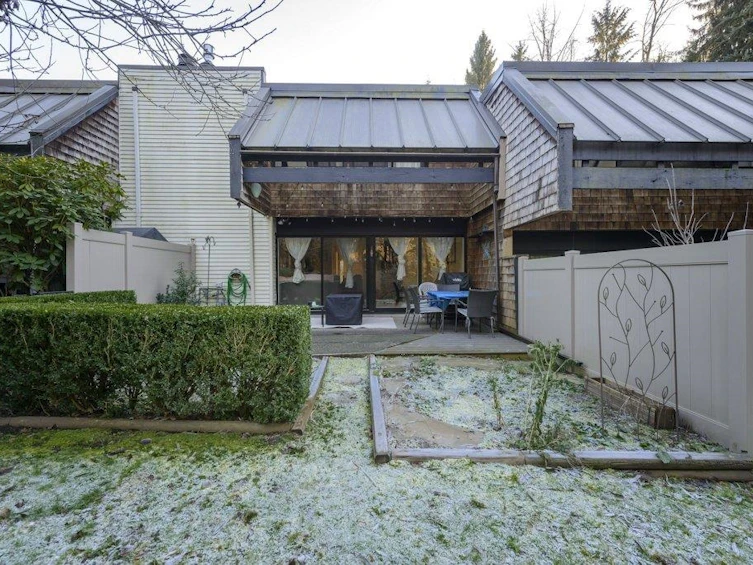 9813 Belfriar Drive, Burnaby, BC, V3N 4N1 - 21