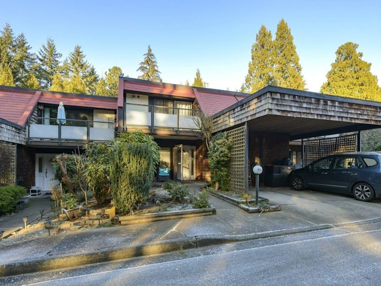 9813 Belfriar Drive, Burnaby, BC, V3N 4N1 - 28
