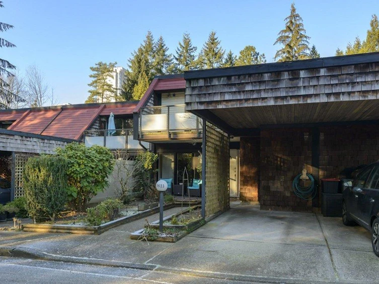 9813 Belfriar Drive, Burnaby, BC, V3N 4N1 - 29