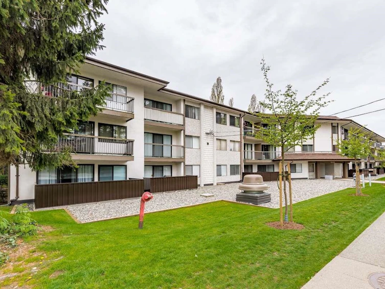 102-15020 North Bluff Road, Surrey, BC, V4B 5A4 - 21