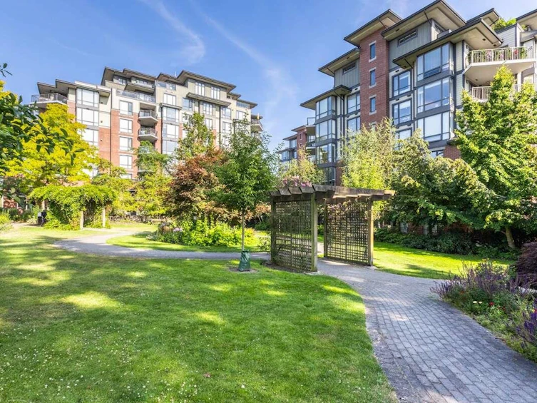102-15020 North Bluff Road, Surrey, BC, V4B 5A4 - 27