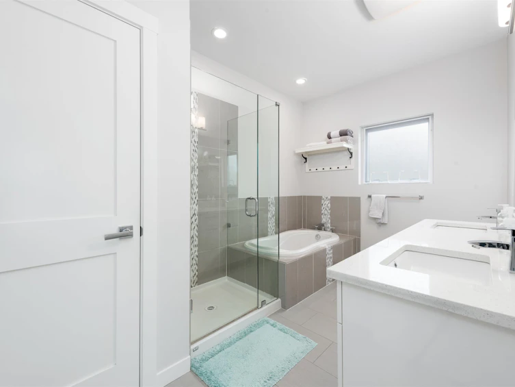 6-111 Wood Street, New Westminster, BC, V3M 0J8 - 12