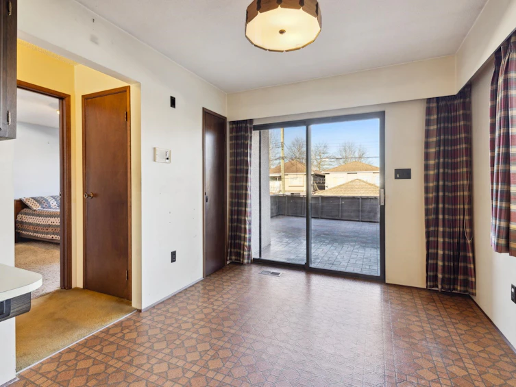 2235 E 51st Avenue, Vancouver, BC, V5P 1W4 - 8