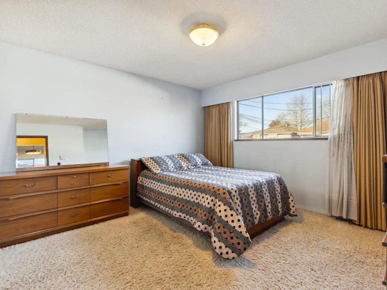 2235 E 51st Avenue, Vancouver, BC, V5P 1W4 - 14