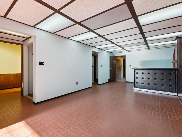 2235 E 51st Avenue, Vancouver, BC, V5P 1W4 - 23