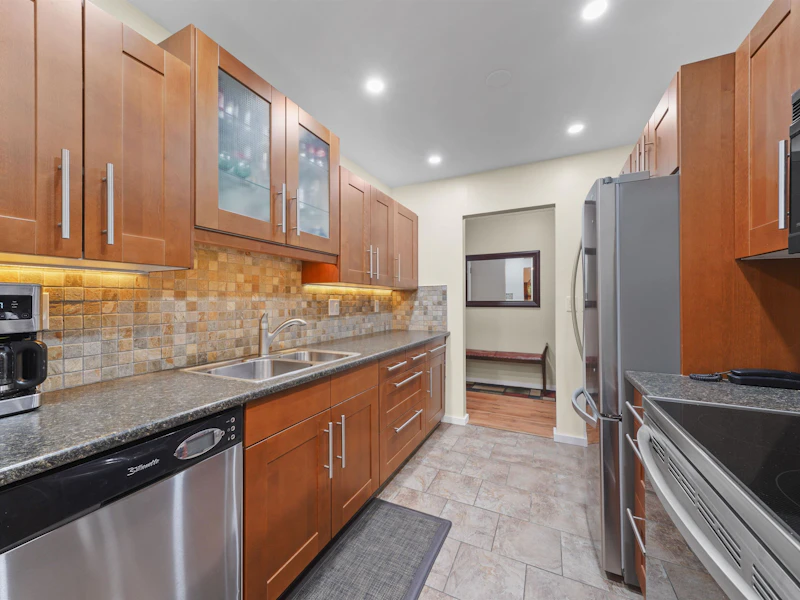 310 - 10631 No. 3 Road, Richmond BC V7A 4L8