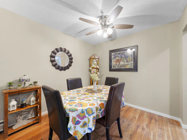 310-10631 No. 3 Road, Richmond, BC, V7A 4L8 - 9
