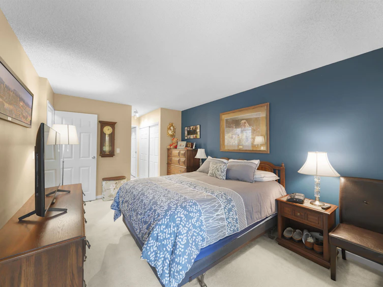 310-10631 No. 3 Road, Richmond, BC, V7A 4L8 - 10