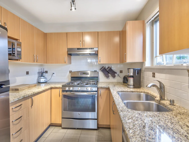 103-200 Klahanie Drive, Port Moody, BC, V3H 5K7 - 8