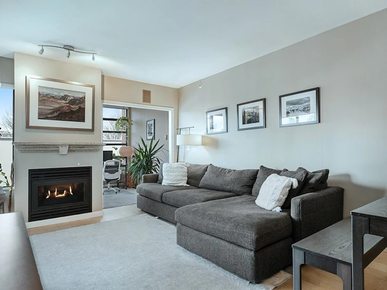 611-2228 Marstrand Avenue, Vancouver, BC, V6K 4T1 - 2