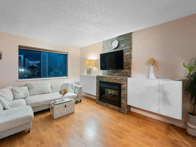 204-8140 Colonial Drive, Richmond, BC, V7C 4T7 - 3