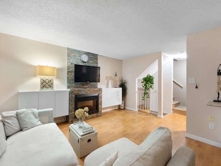 204-8140 Colonial Drive, Richmond, BC, V7C 4T7 - 4