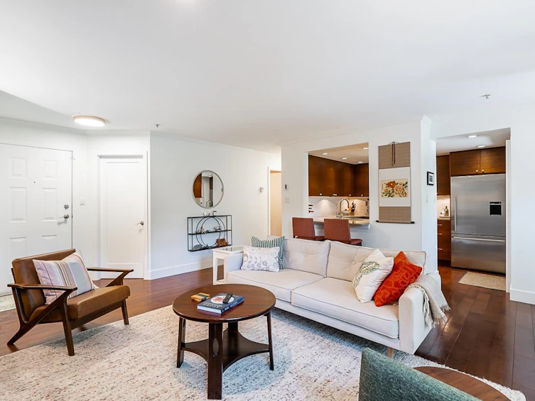 N101-628 W 13th Avenue, Vancouver, BC, V5Z 1N9 - 4