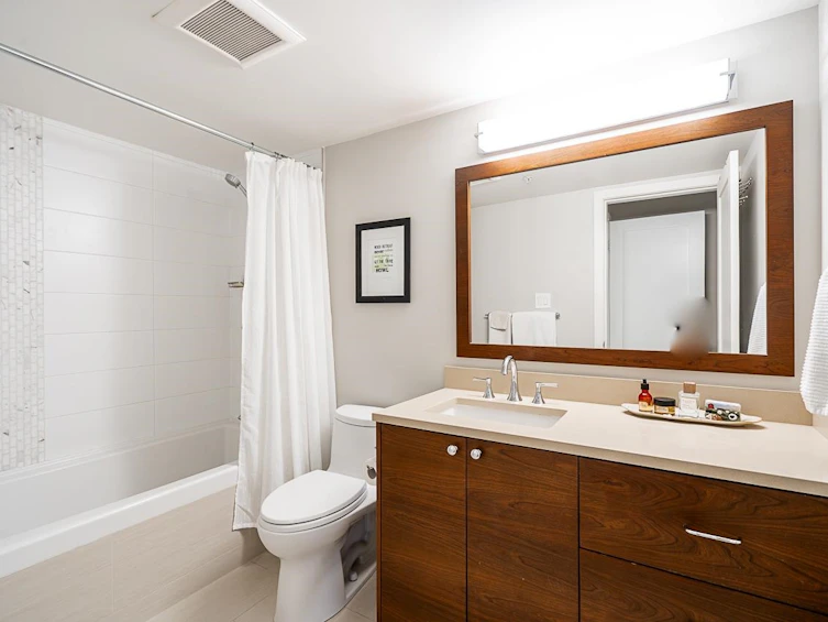 N101-628 W 13th Avenue, Vancouver, BC, V5Z 1N9 - 16