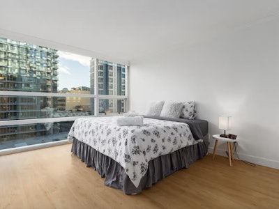 901-1050 Burrard Street - 4