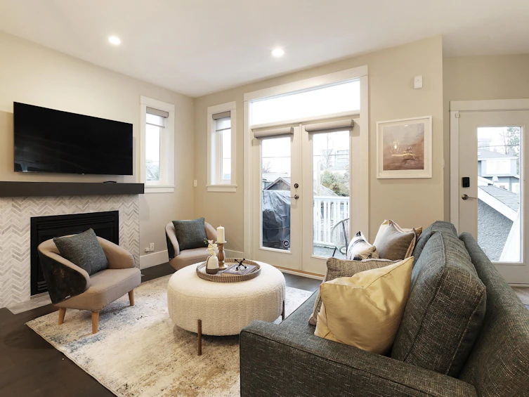 1747 W 16th Avenue, Vancouver, BC, V6J 2L9 - 7