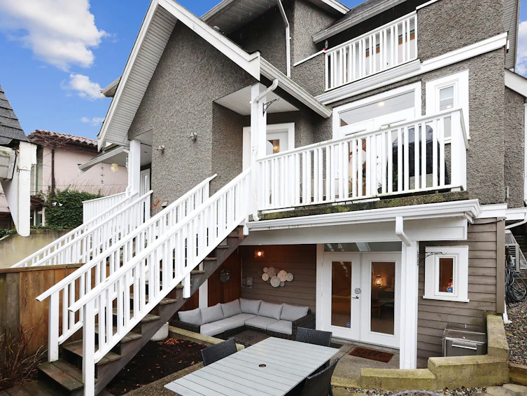 1747 W 16th Avenue, Vancouver, BC, V6J 2L9 - 25