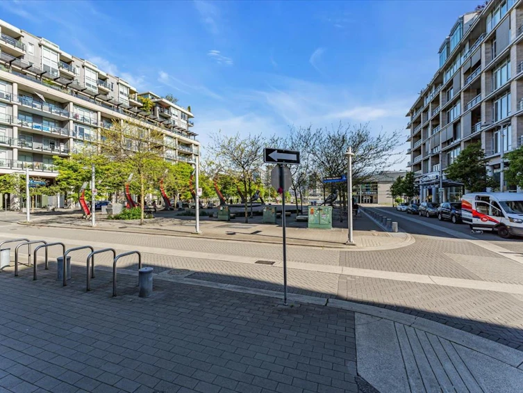 504-77 Walter Hardwick Avenue, Vancouver, BC, V5Y 0C6 - 34
