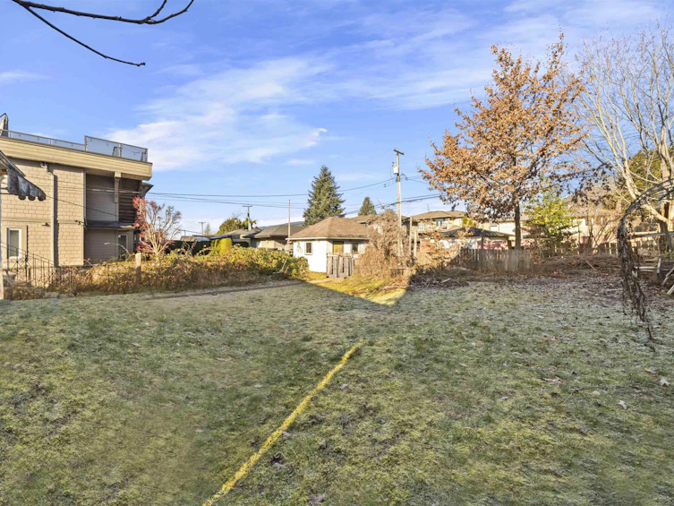 328 W 13th Street, North Vancouver, BC, V7M 1N8 - 29