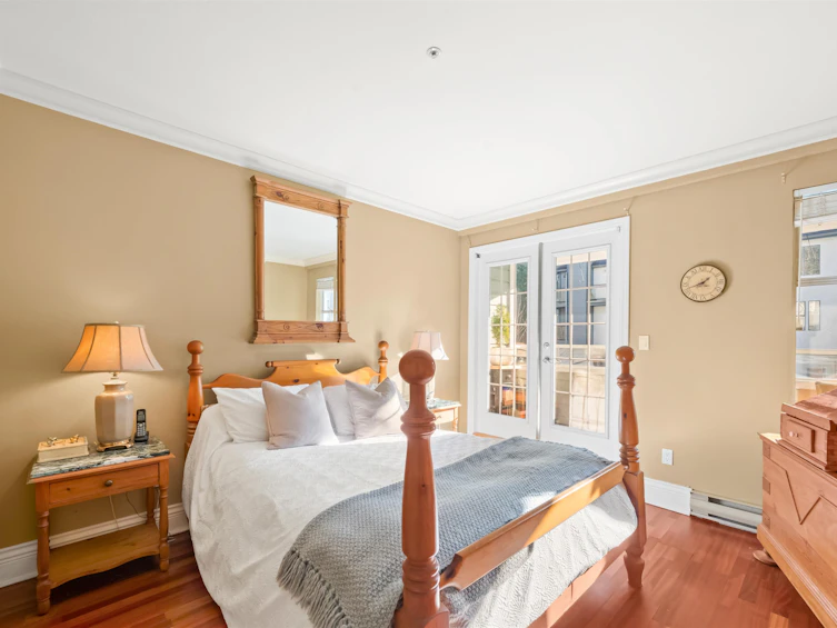 206-4390 Gallant Avenue, North Vancouver, BC, V7G 1L2 - 13