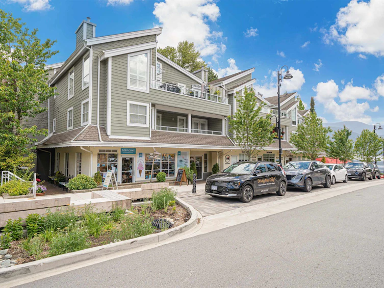 206-4390 Gallant Avenue, North Vancouver, BC, V7G 1L2 - 25