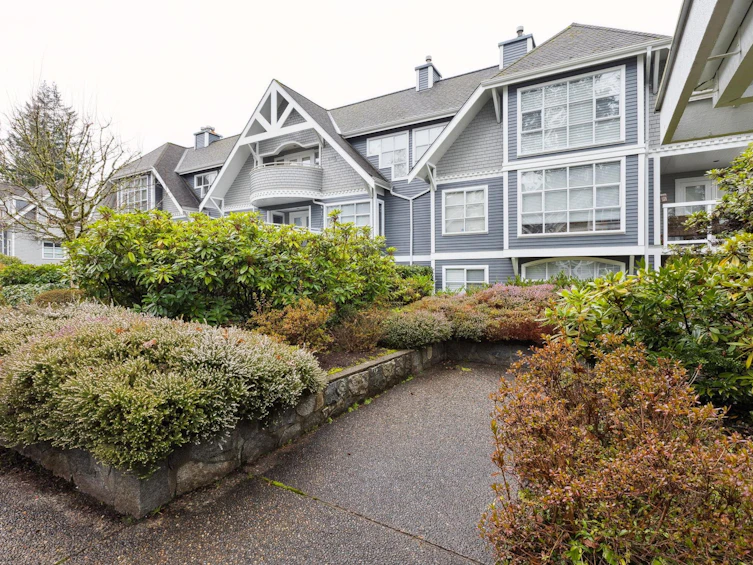 101-3377 Capilano Crescent, North Vancouver, BC, V7R 4W7 - 2