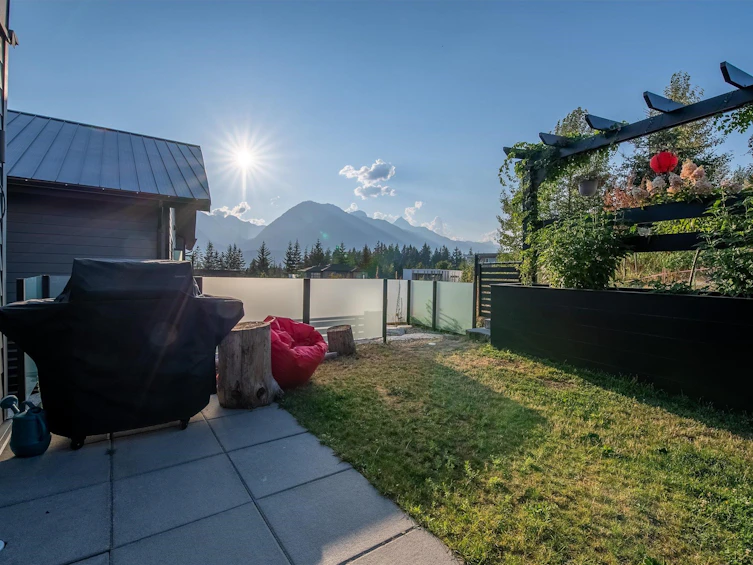 2929 Snowberry Place, Squamish, BC, V8B 1B1 - 21