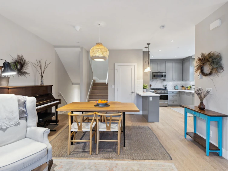 2625 Lakewood Drive, Vancouver, BC, V5N 4V3 - 13