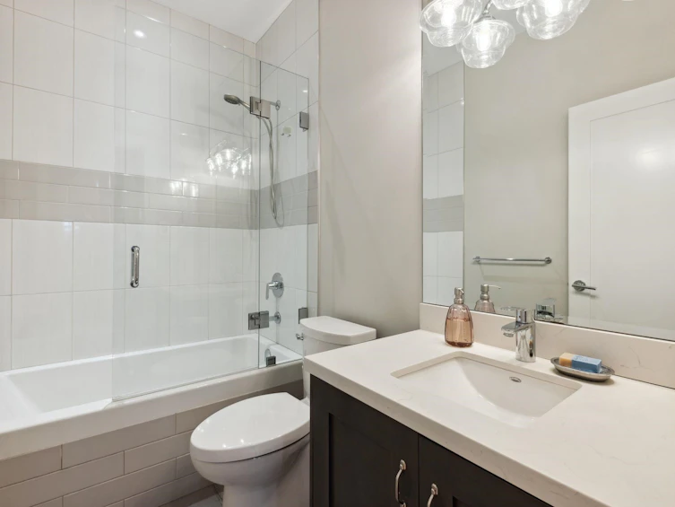 2625 Lakewood Drive, Vancouver, BC, V5N 4V3 - 25