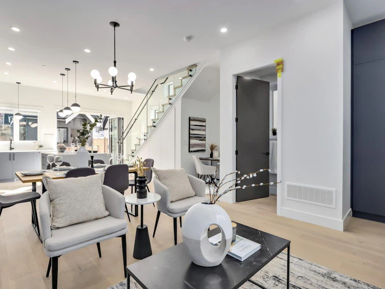 1222 Victoria Drive, Vancouver, BC, V5L 4G6 - 4