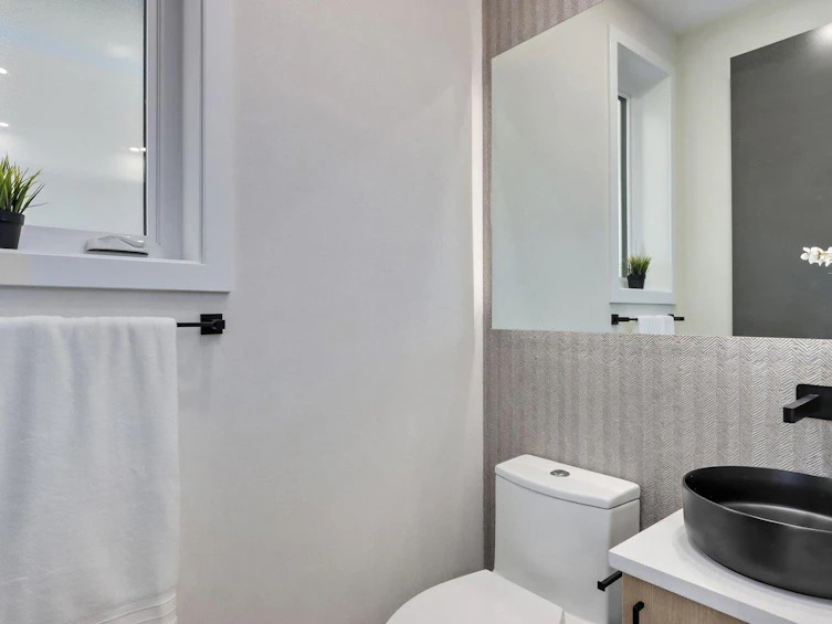 1222 Victoria Drive, Vancouver, BC, V5L 4G6 - 11