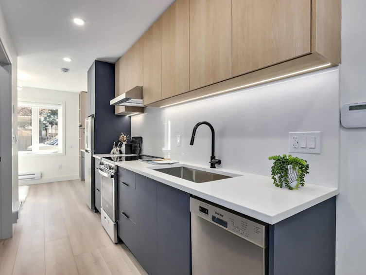 1222 Victoria Drive, Vancouver, BC, V5L 4G6 - 25