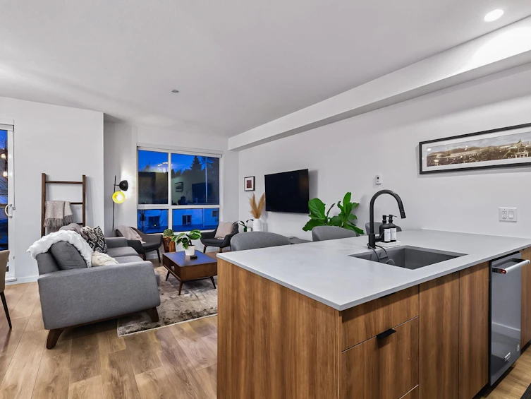 35-533 E 3rd Street, North Vancouver, BC, V7L 1G4 - 10