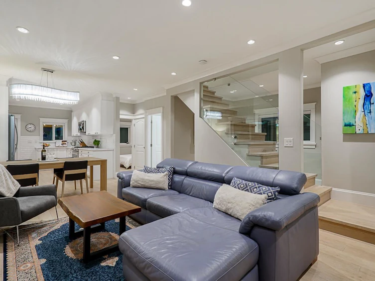 4333 Elgin Street, Vancouver, BC, V5V 4R5 - 3