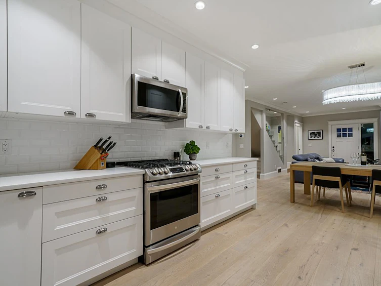 4333 Elgin Street, Vancouver, BC, V5V 4R5 - 8