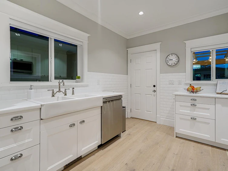 4333 Elgin Street, Vancouver, BC, V5V 4R5 - 11