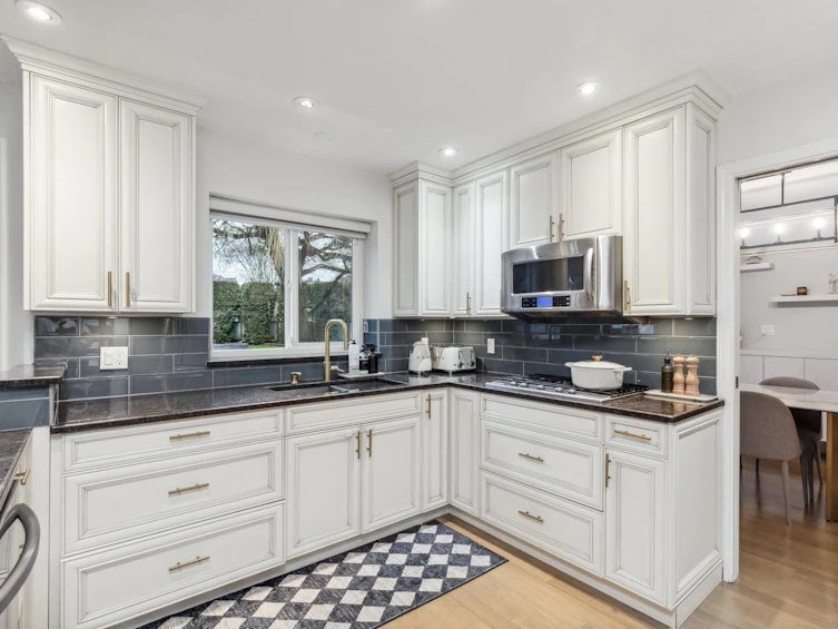 15476 Kilmore Court, Surrey, BC, V3S 6N8 - 9