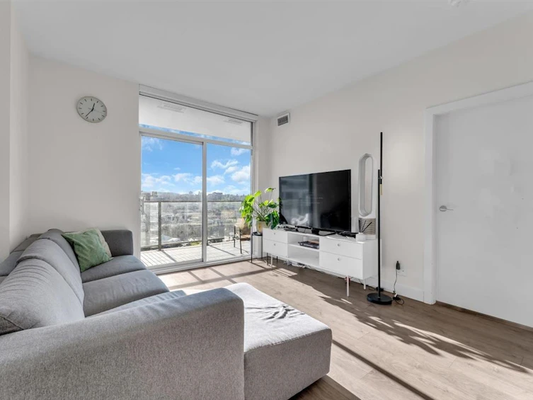 1904-4465 Juneau Street, Burnaby, BC, V5C 0L8 - 3